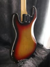 Fender 1976 PRECISION BASS_9