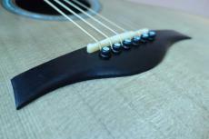 Water Road Guitars Deep Arte Custom Alaska Blue Spruce Bog Oak(BC3,000) / Solid Alaska Blue Spruce Top・Solid Bog Oak(BC3,000) Side and Back・Turquoise Rosette・Bog Oak Fingerboard and Bridge・Clear Pick guard【With Original_14