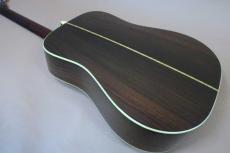 Martin D-28 / Original Grover Peg・Solid Spruce Top・Solid Rosewood Side and Back・Ebony Fingerboard and Bridge・Mahogany 1P-Neck・Black pick guard【With Original Blue Case】  1976年製_7