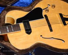 Archtop Tribute AT105 Classic_6