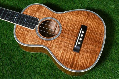 tkitki ukulele HK-5KT premium5K-style【S/N1499】