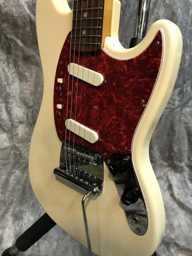 Fender Japan MG66