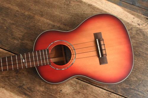 K.Yairi Tenor UAG-90 CUSTOM