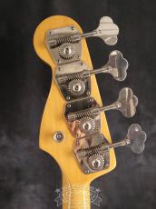 Fender USA 2000s American Vintage 62 Jazz Bass_8