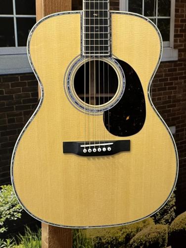 Martin 【煌びやかな000最高峰モデル】000-42 Standard #2927424【ショッピングクレジット無金利&超低金利】
