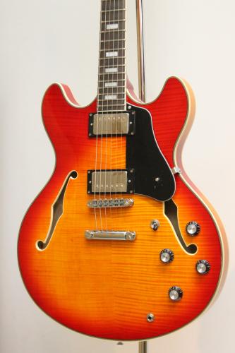 Sire Larry Carlton H7 / Cherry Sunburst