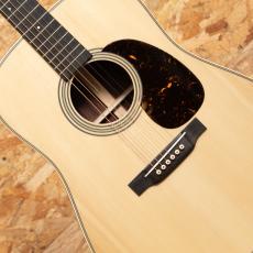 Martin CTM D-28 Adirondack Spruce Top_10