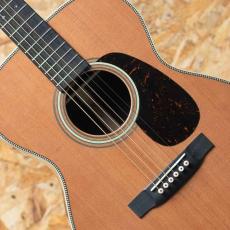 Martin CTM 00-28 Western Red Cedar Top_10