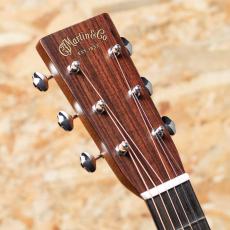 Martin CTM OOO-28 Western Red Cedar Top_8