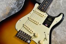 Fender American Vintage II 1961 Stratocaster #V2443278【3.60kg/漆黒指板】【Wケースキャンペーン】_5