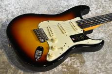 Fender American Vintage II 1961 Stratocaster #V2443278【3.60kg/漆黒指板】【Wケースキャンペーン】_10