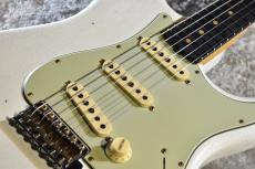 Fender Custom Shop 1960 Stratocaster J.Relic Aged Olympic White CZ578774【漆黒指板、3.49kg】_9
