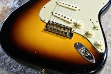 Fender Custom Shop 1960 Stratocaster J.Relic Wide Fade 2-Color Sunburst CZ578662【漆黒指板、軽量3.49kg】_10