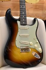 Fender Custom Shop 1960 Stratocaster J.Relic Wide Fade 2-Color Sunburst CZ578662【漆黒指板、軽量3.49kg】_11