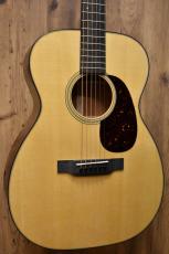 Martin 00-18  #2869265【トップの木目が整った良木目個体】