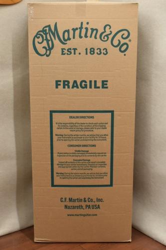 Martin 000-42 【新品未開封・未展示品】 【次回入荷品をお届け】