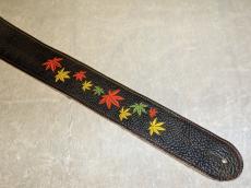 Grande uomo 紅葉刺繍ストラップ ステッチカラー:紅葉_2