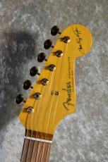 Fender Stevie Ray Vaughan Stratocaster 3-Color Sunburst #US23116856【3.66kg】【SRV No.1】_4