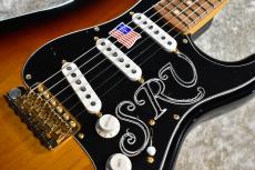 Fender Stevie Ray Vaughan Stratocaster 3-Color Sunburst #US23116856【3.66kg】【SRV No.1】_5