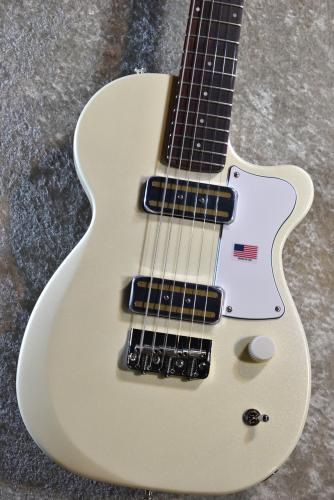 Harmony Juno Pearl White  【Made in USA、オールラッカー塗装】【次回入荷分ご予約受付中】