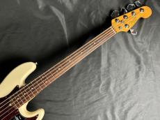 Fender AM PRO II JB V RW_4