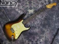 Fender 1960 STRATOCASTER SUNBURST
