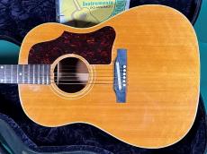 Gibson J-50_2