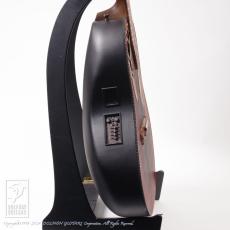 Ovation Super Adamas 1687-2_5