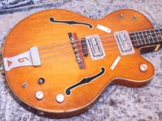 Gretsch 6073 Hollow Body Electric Bass Short Scale 2PU '68_3