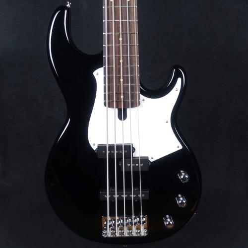 YAMAHA BB235 BL (Black)