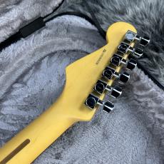 Fender American Professional II Stratocaster HSS Miami Blue_9