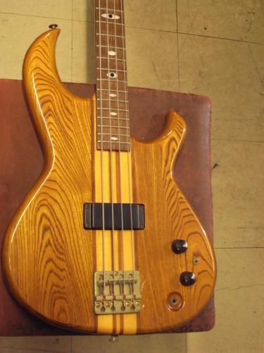 Aria Pro II RSB-600(1980)