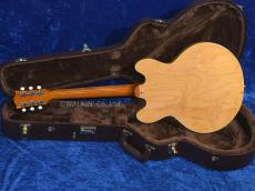Archtop Tribute AT130_4