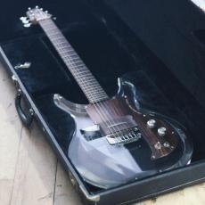 Ampeg Dan Armstrong Lucite Guitar_4
