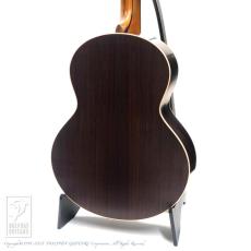 Lowden S-32_4