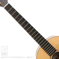 Lowden S-32_5
