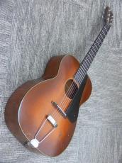 Martin R-18 Round hole【1933年製】