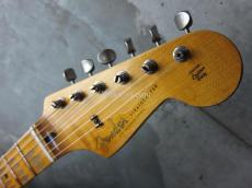Fender Custom Shop 1957 Stratocaster Relic / Gold Sparkle_2
