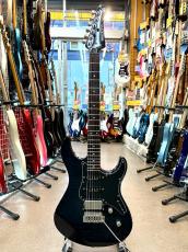 YAMAHA Pacifica 612VⅡFM_3