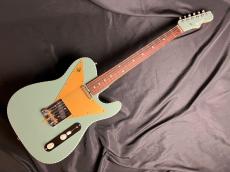 Caramel’s Guitar Kitche V3_CreamPistachio_2