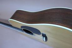 Martin D-76 / #1112 of 1976 Limited Edition ・Old Decal Logo・Eagle Head Inlay・Fingerboard Star ★ Inlay・Grover peg・Solid Spruce Top・Solid Rosewood Side and Back・Ebony Fingerboard and Bridge・Herringbone Rosette_5