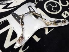 Fender 1961 Musicmaster 2P.U MOD Shaded Sunburst_13