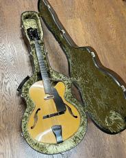 Linda Manzer Studio Archtop_8