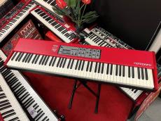 CLAVIA NORD PIANO 【純正キャスター付ケース+NORD TRIPLE PEDAL付】【中古】