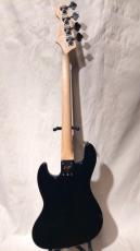 Squier Affinity Jazz Bass_3