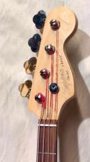 Squier Affinity Jazz Bass_6