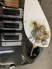 Rickenbacker 320  1976年製 フルオリジナル/ハードケース付き!_10