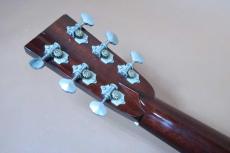 Collings OM2H / Solid Sitka Spruce Top・Solid Rosewood Side and Back・Original Waverly Peg・Herringbone Binding・Diamond Inlay・Lacquer finish・Tortoises Color Pick guard・Pre-war Scalloped Advanced X-pattern【With Ma_10