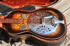 Dobro Model 66_2