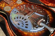 Dobro Model 66_3